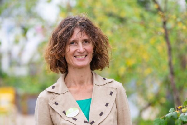 head gardener imogen features in the english garden magazine